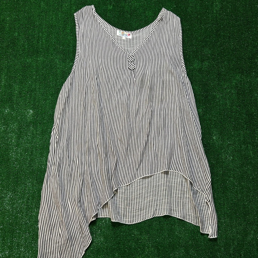 India Boutique Striped Sharkbite Hem Sleeveless Tank Top Black White One Size